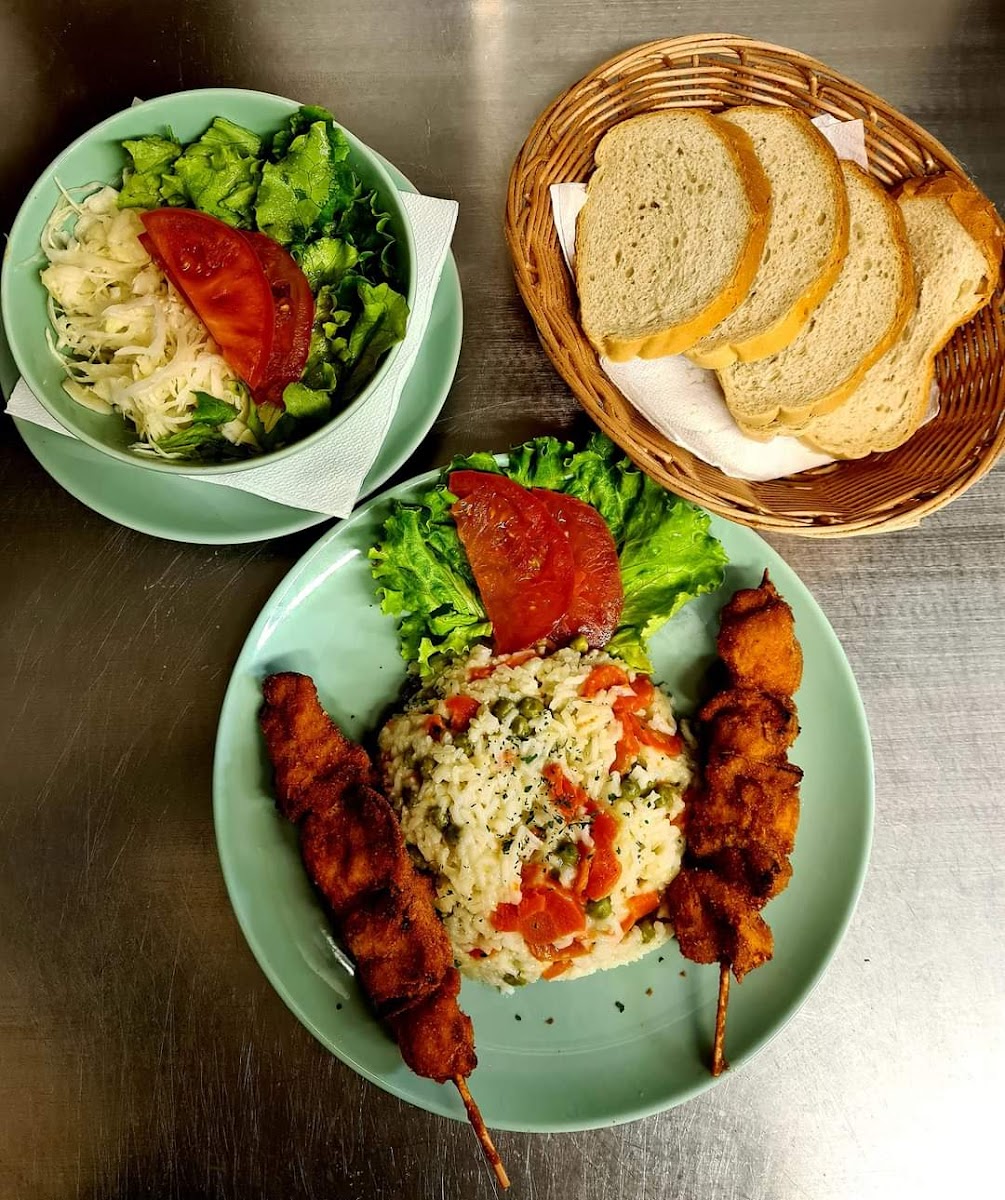 Bistro Akuminkum & Fino i Frisko