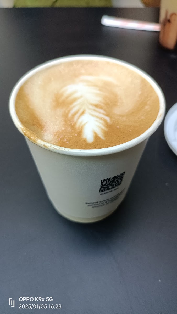 EDEN Garden Cafe - Sukhumvit 49