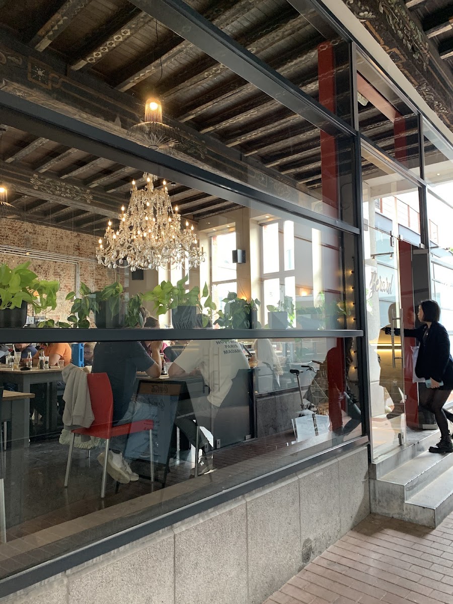 Gerard (lunch, waffles and ice-cream)