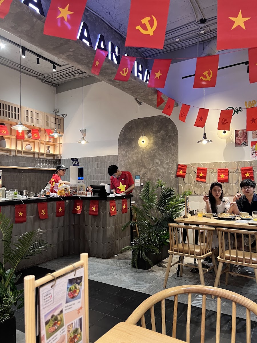 Khrua Baan Thai - 37 Bat Đan