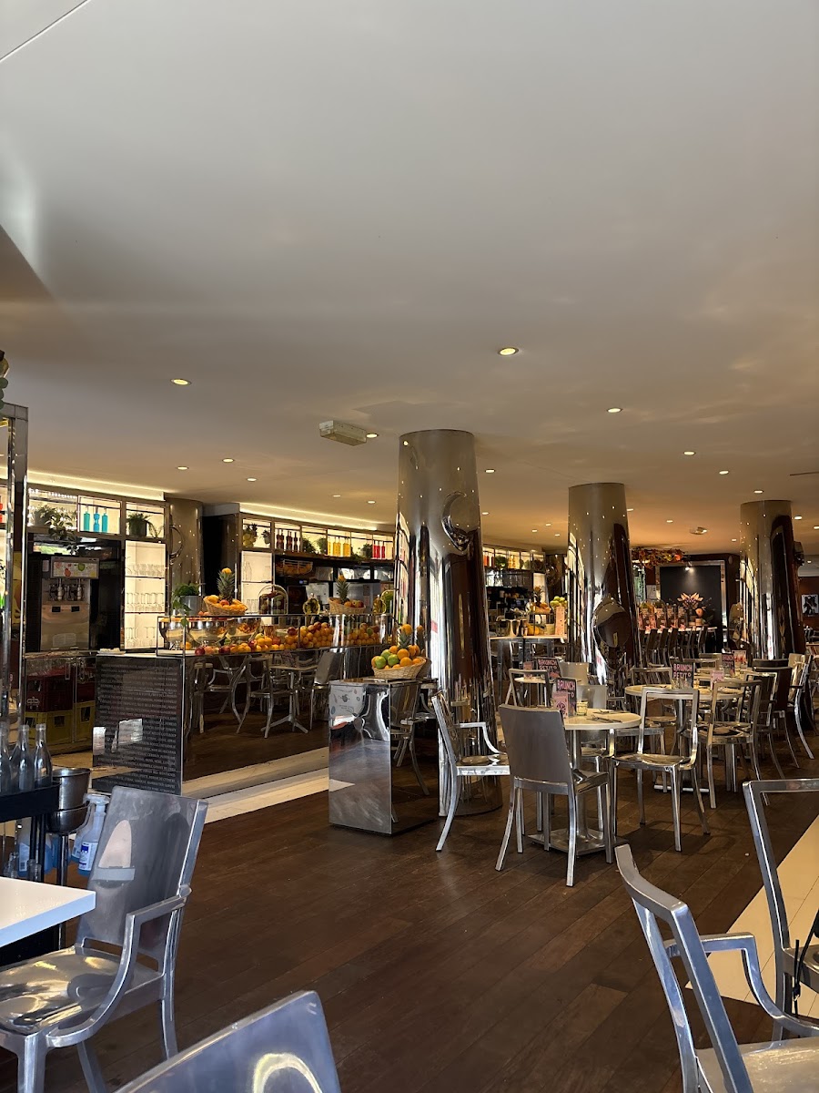 Le Paradis du Fruit - George V