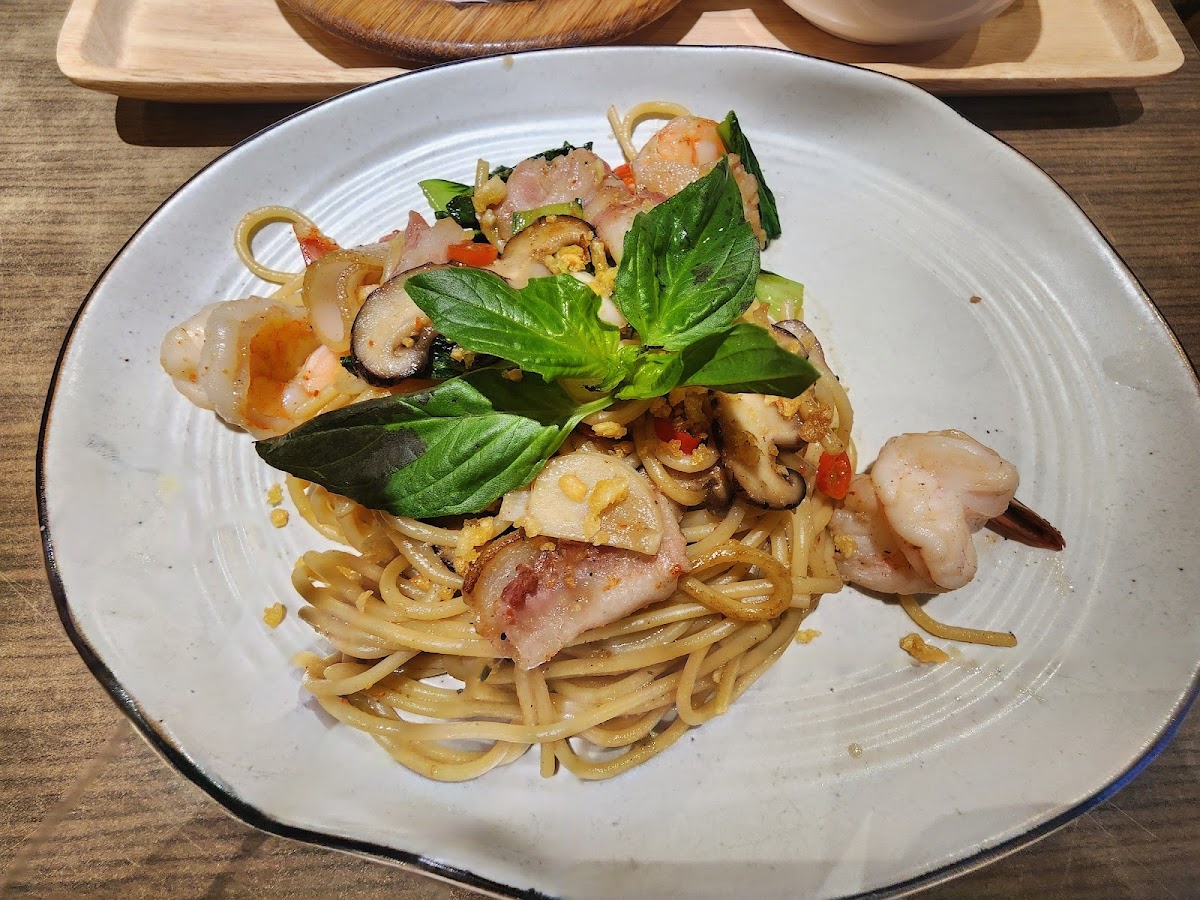 On the Table Silom Complex