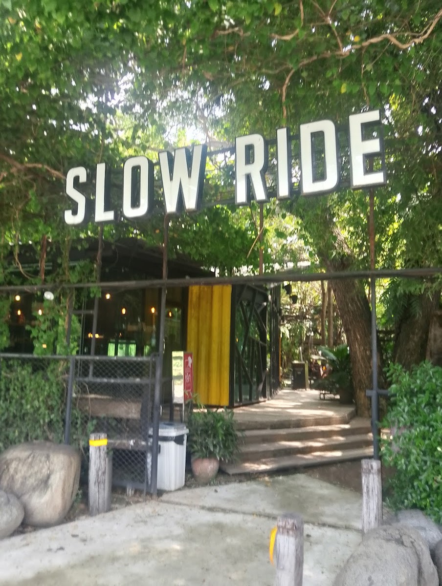 Slowride Coffee & Cafe