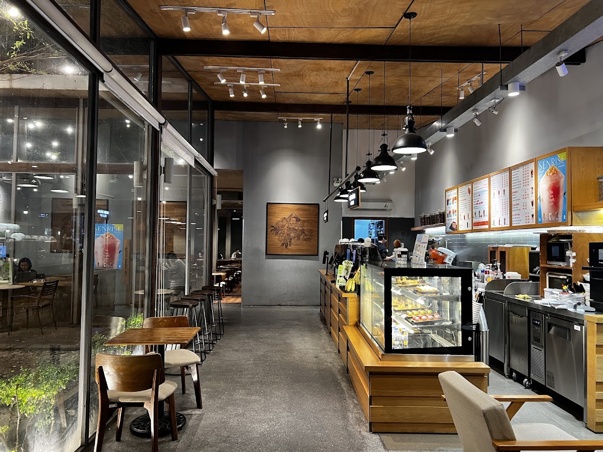 The Coffee House - Xuan Thuy